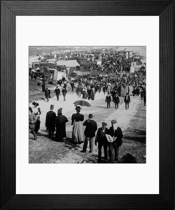 Framed Print : The Hill, Epsom Downs racecourse, early 1900s Framed Print : The Hill, Epsom Downs racecourse, early 1900s