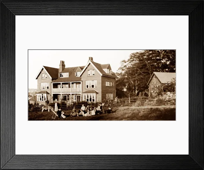 Framed Print : Bournville Village in the 1920s Framed Print : Bournville Village in the 1920s
