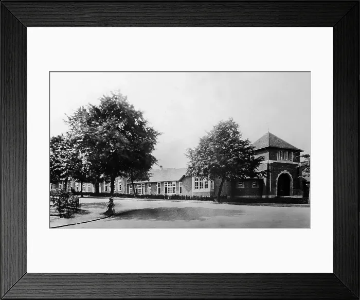 Framed Print : Bournville village Framed Print : Bournville village