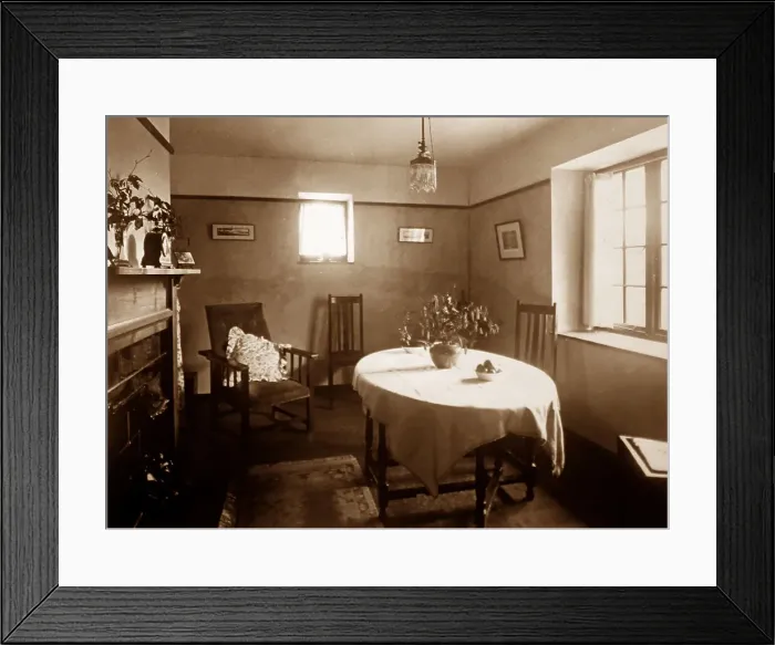 Framed Print : House interior, Bournville Village in the 1920s Framed Print : House interior, Bournville Village in the 1920s