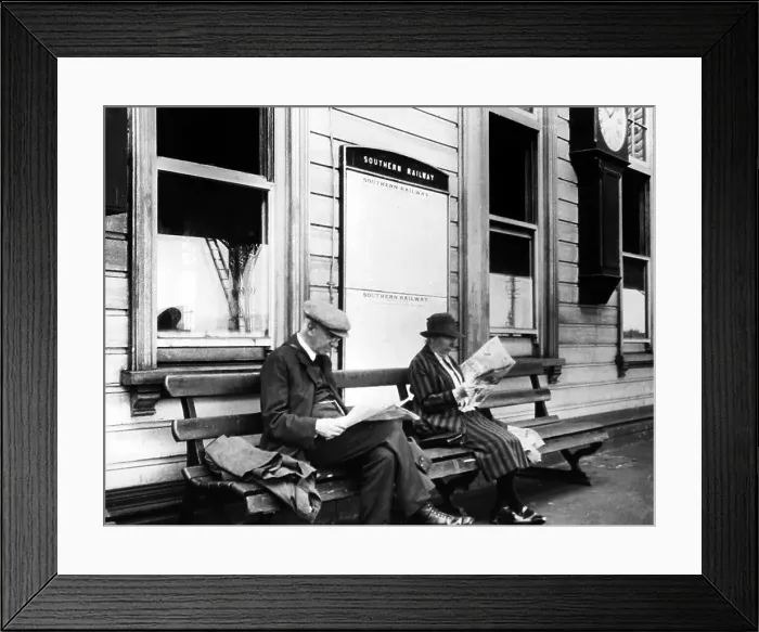 Framed Print : Newhaven Railway Station in 1927 Framed Print : Newhaven Railway Station in 1927