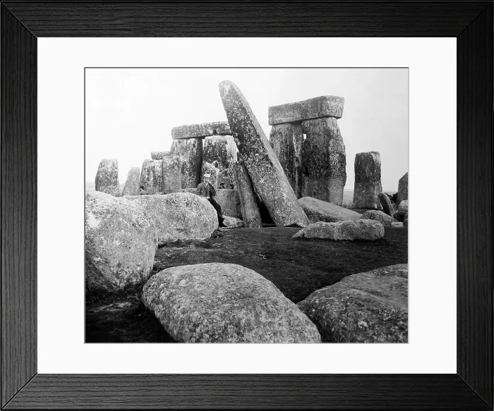 Framed Print : Stonehenge Framed Print : Stonehenge