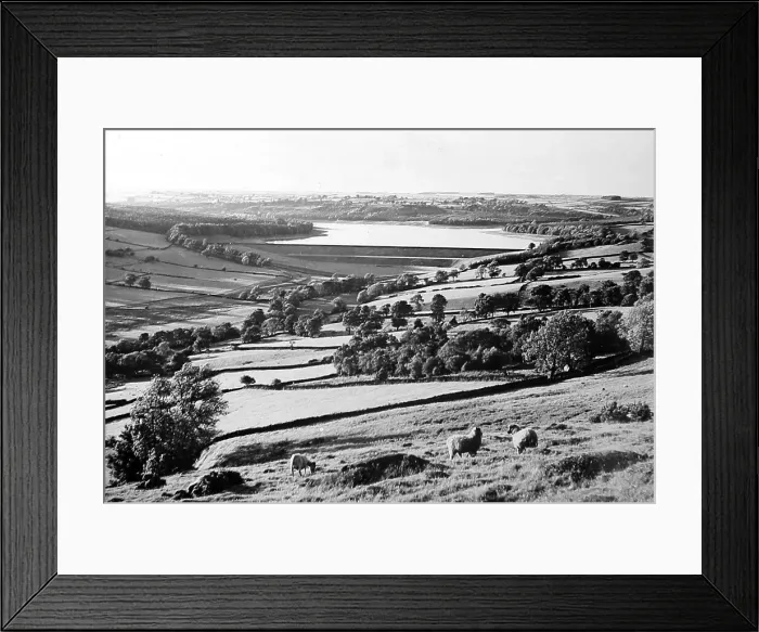 Framed Print : Swinsty Reservoir, Washburn valley in the 1930s Framed Print : Swinsty Reservoir, Washburn valley in the 1930s