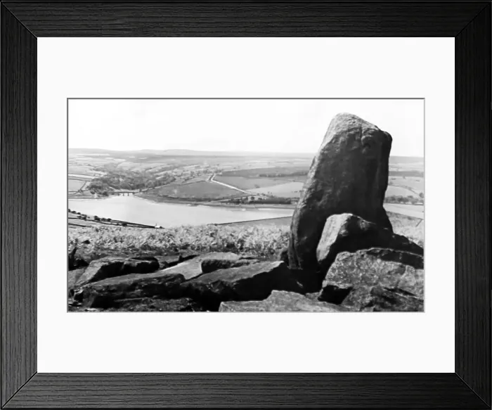Framed Print : Leighton Reservoir, Masham Moor in the 1930s Framed Print : Leighton Reservoir, Masham Moor in the 1930s