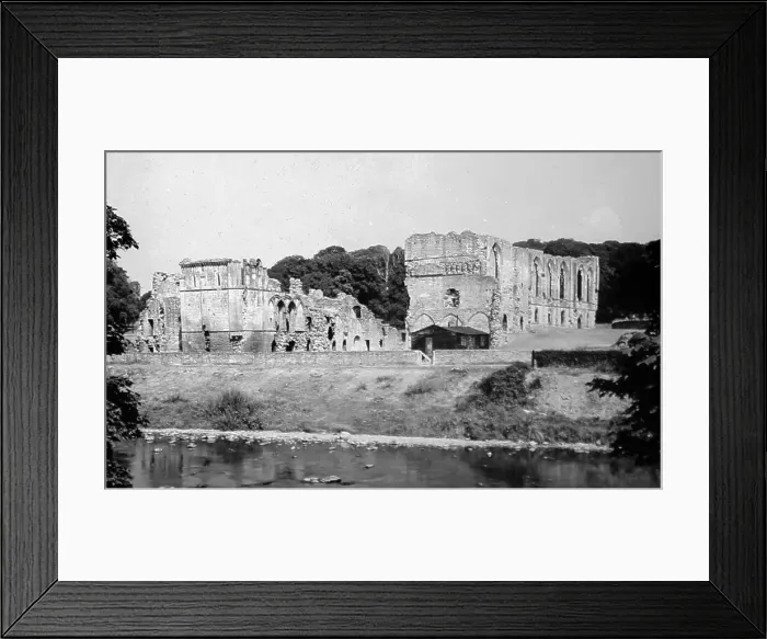 Framed Print : Easby Abbey in the 1930s Framed Print : Easby Abbey in the 1930s
