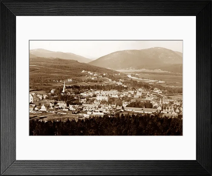 Framed Print : Braemar, Scotland Framed Print : Braemar, Scotland