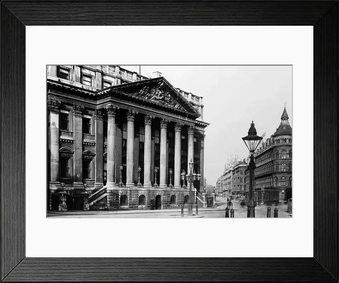 Framed Print : The Mansion House, London, Victorian period Framed Print : The Mansion House, London, Victorian period