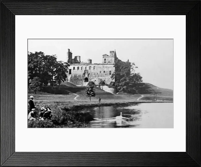Framed Print : Linlithgow Palace, Victorian period Framed Print : Linlithgow Palace, Victorian period