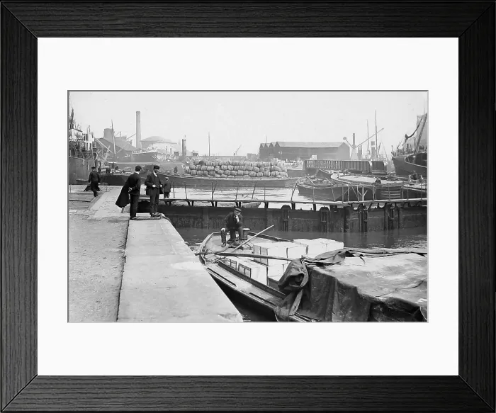 Framed Print : A Lock, London docks, early 1900s Framed Print : A Lock, London docks, early 1900s