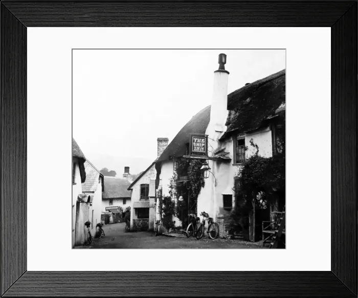 Framed Print : The Ship Inn, Porlock, early 1900s Framed Print : The Ship Inn, Porlock, early 1900s