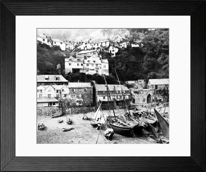 Framed Print : Clovelly harbour Framed Print : Clovelly harbour