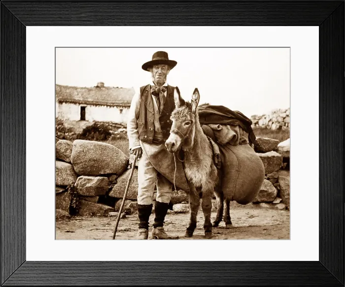 Framed Print : A travelling tinker, Rosmuck, Galway, West of Ireland Framed Print : A travelling tinker, Rosmuck, Galway, West of Ireland
