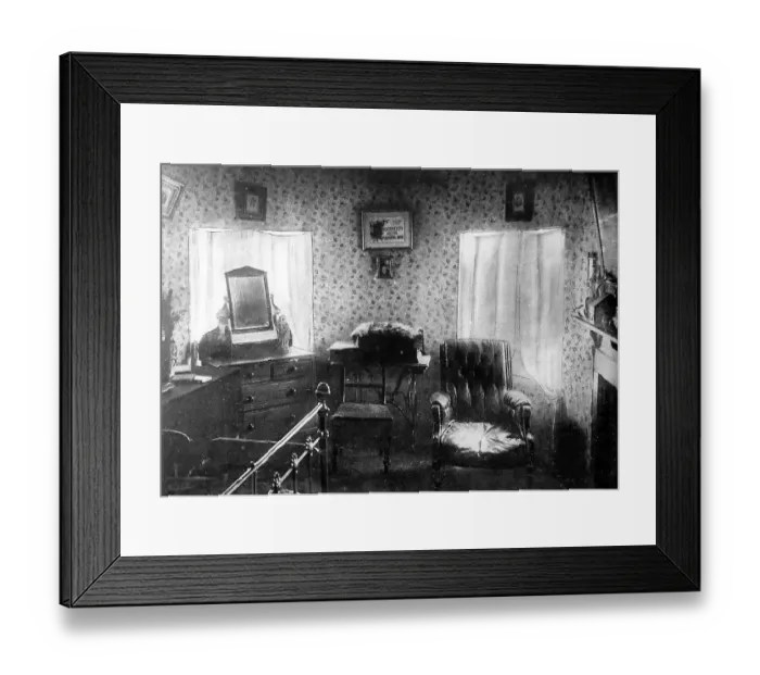 Framed Print : Toll Bar Marriage Room, Gretna Green, early 1900s Framed Print : Toll Bar Marriage Room, Gretna Green, early 1900s