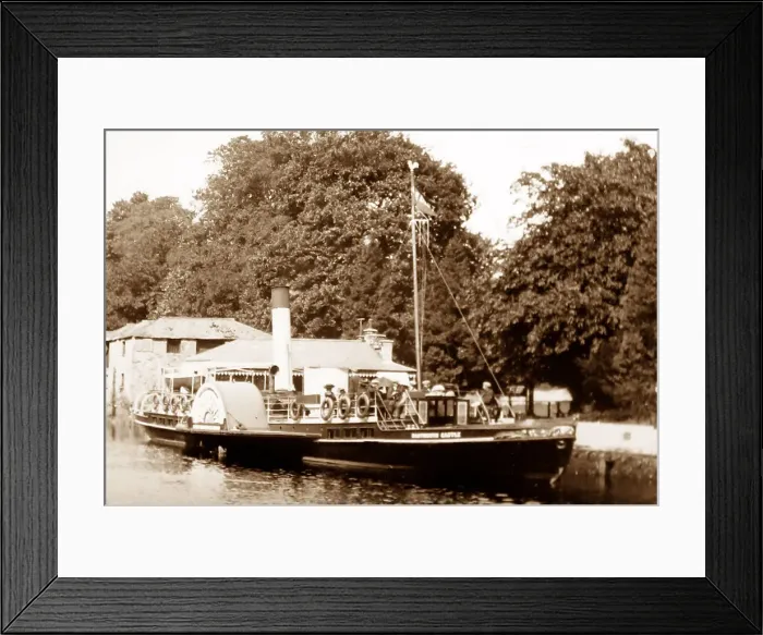 Framed Print : Dartmouth Castle paddle steamer possibly at Totnes Framed Print : Dartmouth Castle paddle steamer possibly at Totnes