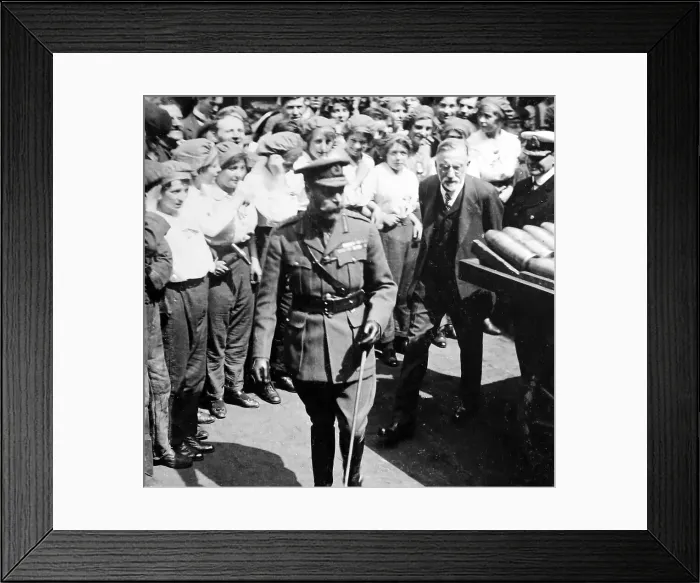 Framed Print : King George V with munitions workers at Holmes Framed Print : King George V with munitions workers at Holmes