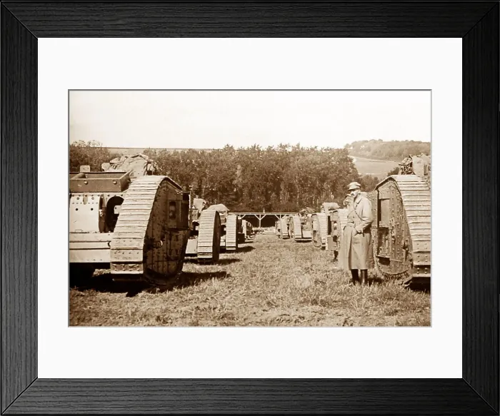 Framed Print : British tanks ready to attack during the First World War Framed Print : British tanks ready to attack during the First World War