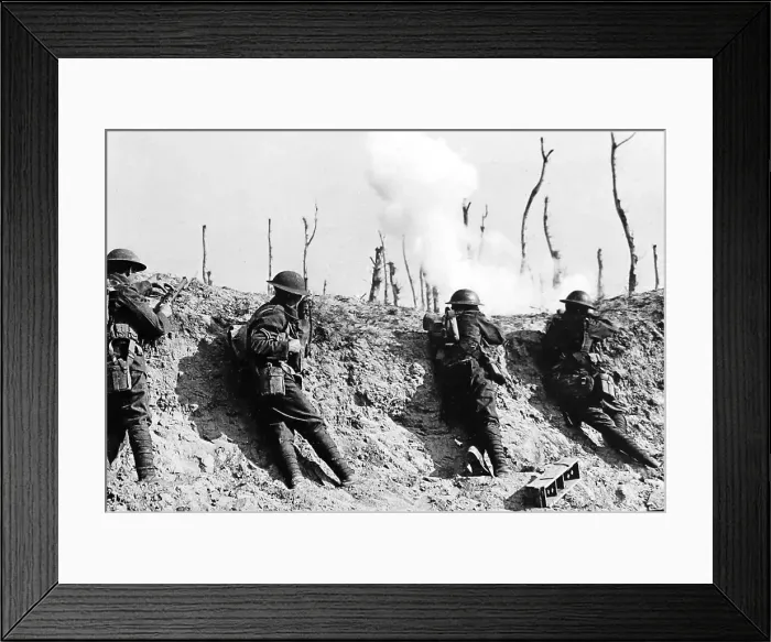 Framed Print : Briish troops at Passchendale during the First World War Framed Print : Briish troops at Passchendale during the First World War