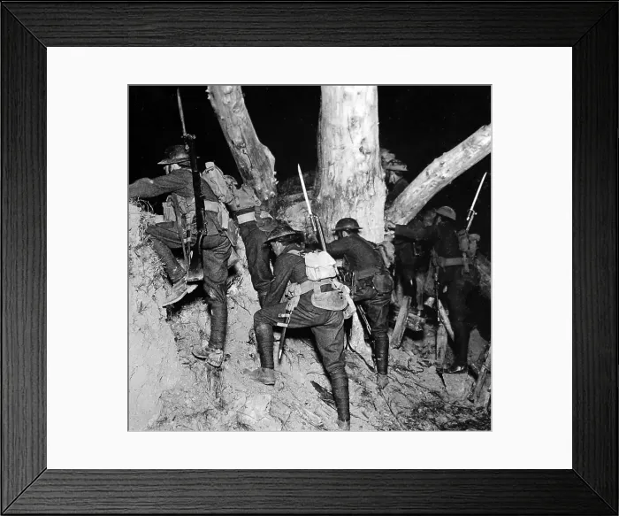 Framed Print : A night raid into no-mans-land near Messines - WW1 Framed Print : A night raid into no-mans-land near Messines - WW1