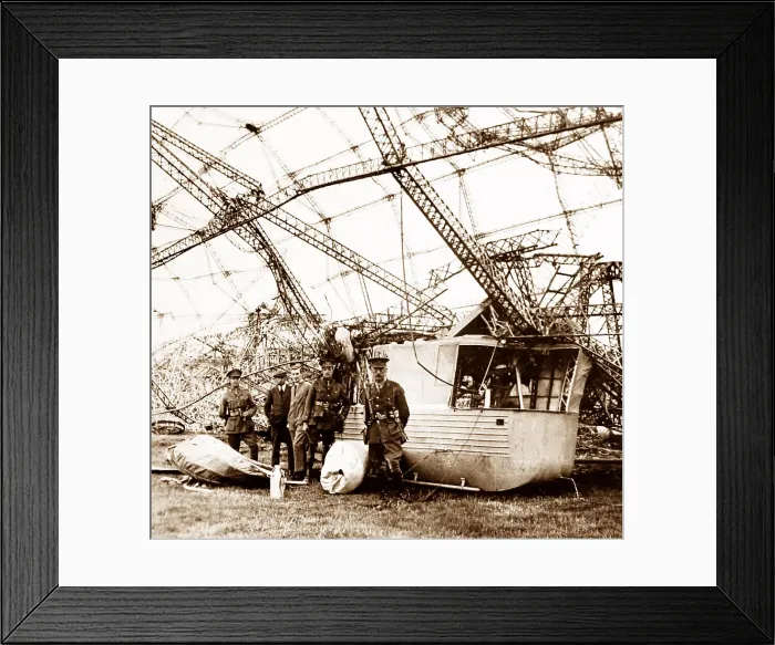 Framed Print : A Zeppelin brought down on the south coast of England - WW1 Framed Print : A Zeppelin brought down on the south coast of England - WW1