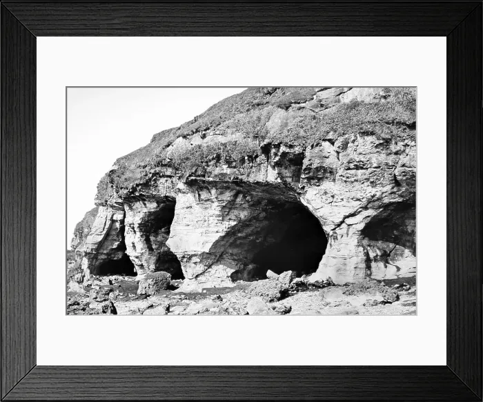 Framed Print : King's Cave, isle of Arran, Scotland, Victorian period Framed Print : King's Cave, isle of Arran, Scotland, Victorian period