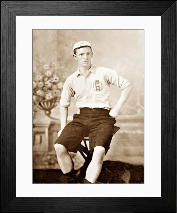 Framed Print : R Howell Framed Print : R Howell