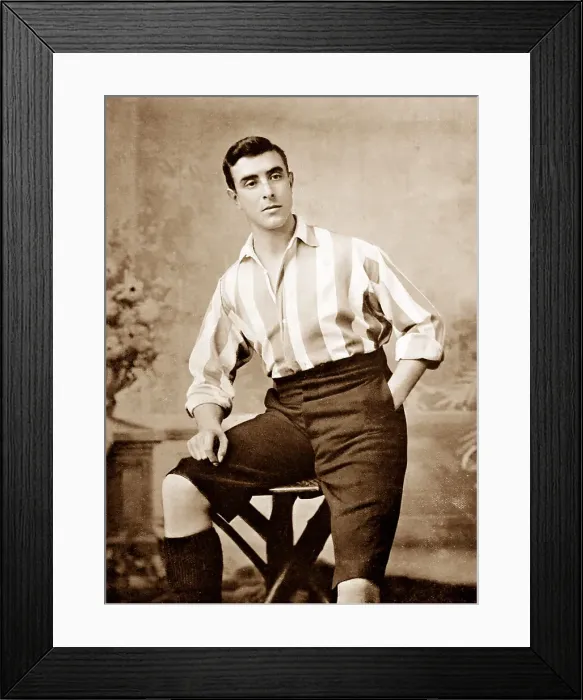 Framed Print : M T Earp Framed Print : M T Earp
