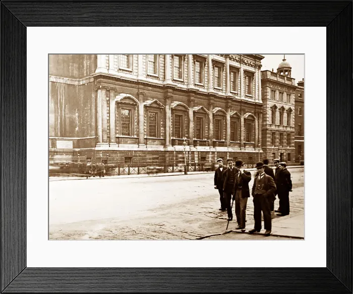 Framed Print : Chapel Royal, Whitehall, London early 1900s Framed Print : Chapel Royal, Whitehall, London early 1900s