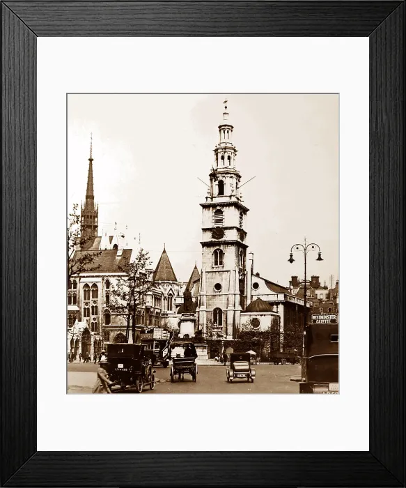 Framed Print : St Clement Danes Church, London early 1900s Framed Print : St Clement Danes Church, London early 1900s
