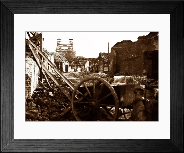 Framed Print : Loos, France on 30th September 1918 Framed Print : Loos, France on 30th September 1918