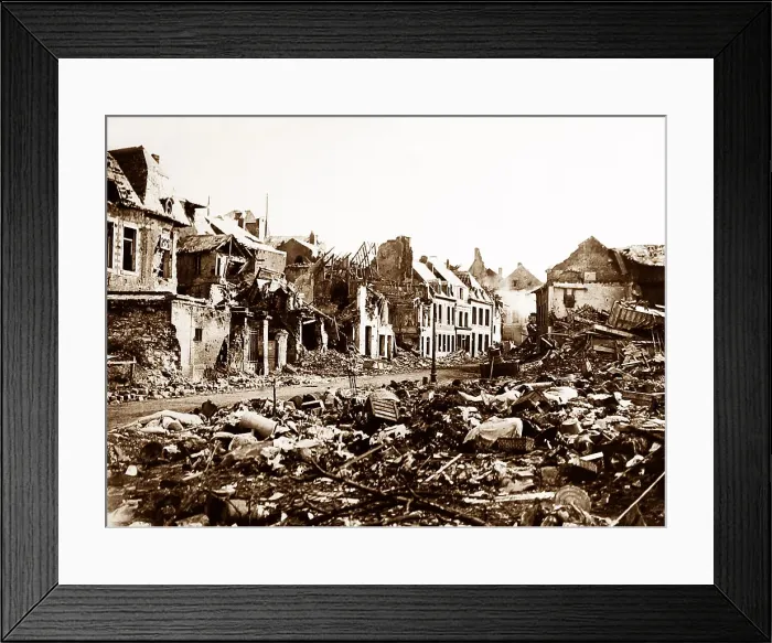Framed Print : Peronne, France in March 1917 Framed Print : Peronne, France in March 1917