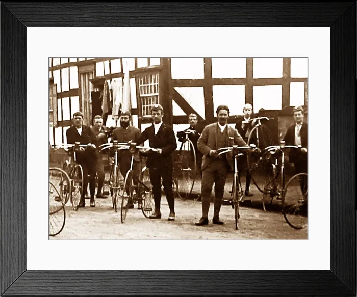 Framed Print : A Cycling Club in Ombersley, early 1900s Framed Print : A Cycling Club in Ombersley, early 1900s