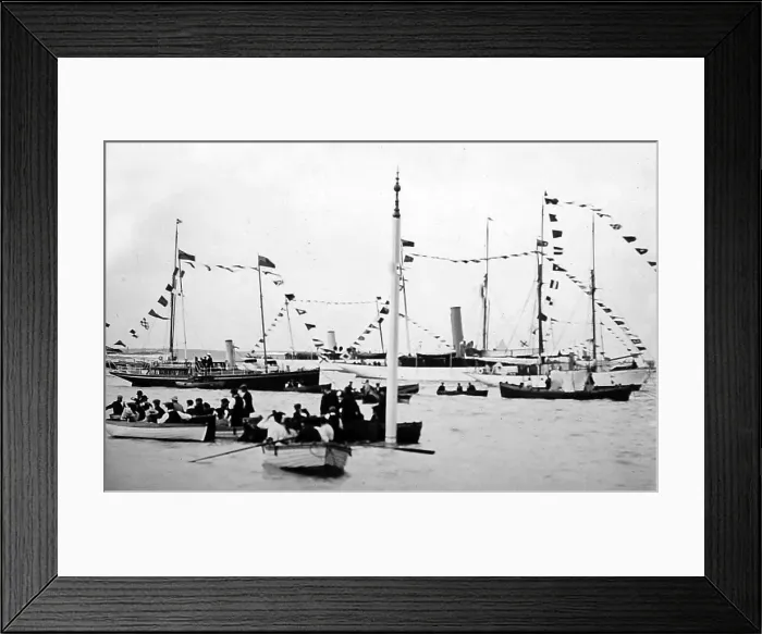 Framed Print : Cowes Regatta, Isle of Wight in 1900 Framed Print : Cowes Regatta, Isle of Wight in 1900