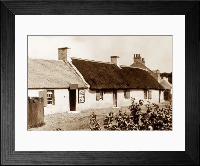 Framed Print : Robert Burns Cottage, Alloway Framed Print : Robert Burns Cottage, Alloway