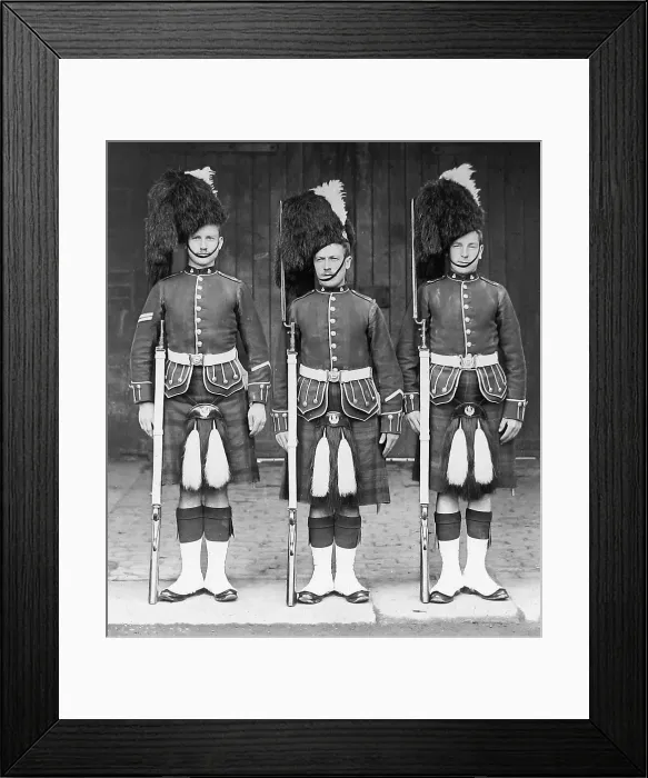 Framed Print : Queens Own Cameron Highlanders Victorian period Framed Print : Queens Own Cameron Highlanders Victorian period