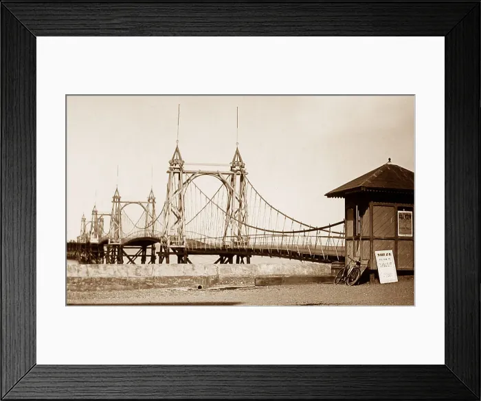 Framed Print : Seaview Pier, Isle of Wight Framed Print : Seaview Pier, Isle of Wight