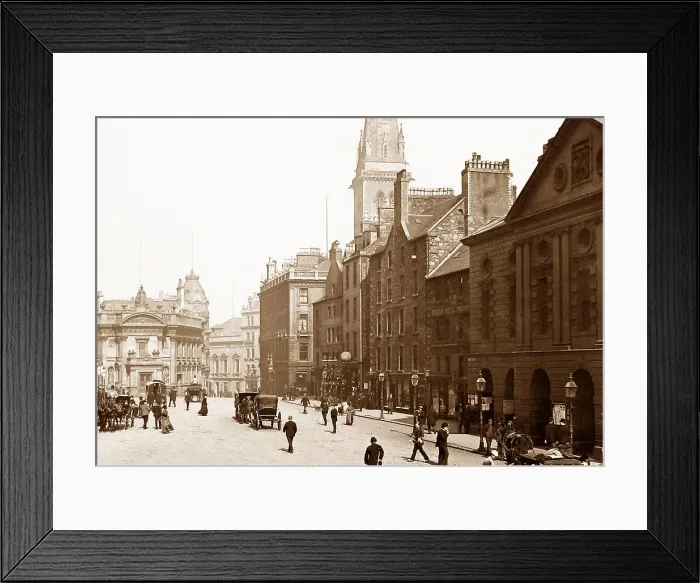 Framed Print : Dundee High Street, Scotland Framed Print : Dundee High Street, Scotland