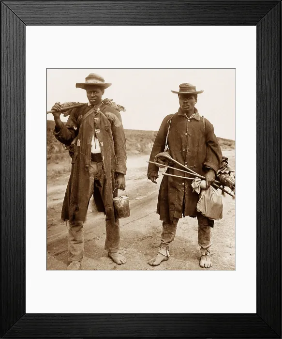 Framed Print : Africa Gold Field workers pre-1900 Framed Print : Africa Gold Field workers pre-1900