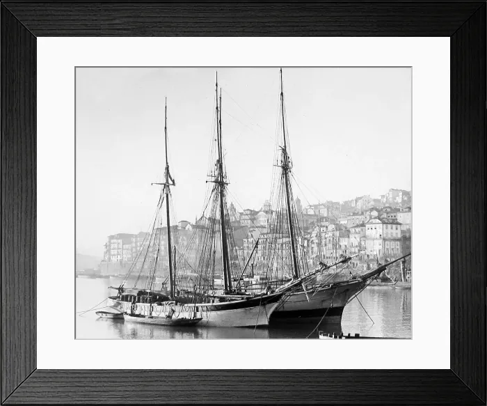 Framed Print : Porto Portugal in 1906 Framed Print : Porto Portugal in 1906