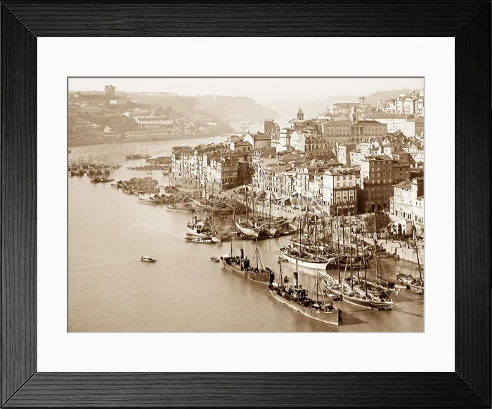 Framed Print : Porto, Portugal Framed Print : Porto, Portugal