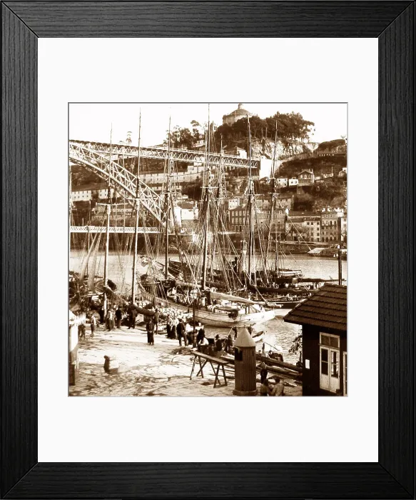 Framed Print : Porto, Portugal Framed Print : Porto, Portugal