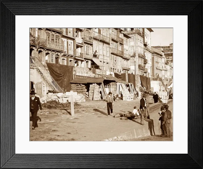 Framed Print : Porto, Portugal Framed Print : Porto, Portugal