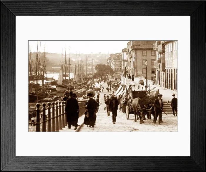 Framed Print : Porto, Portugal Framed Print : Porto, Portugal