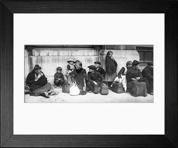 Framed Print : Belgium refugees in Antwerp during WW1 Framed Print : Belgium refugees in Antwerp during WW1