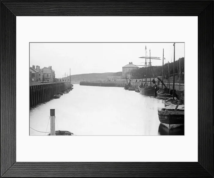 Framed Print : Eyemouth Victorian period Framed Print : Eyemouth Victorian period