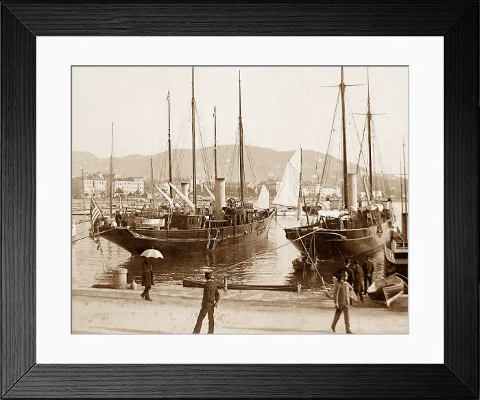 Framed Print : Cannes harbour, France Framed Print : Cannes harbour, France