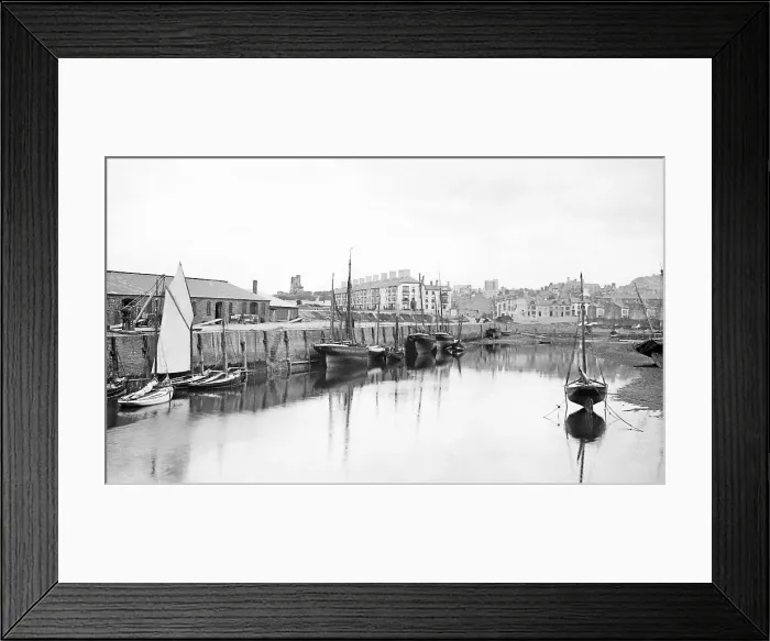 Framed Print : Aberystwyth Harbour, Wales Framed Print : Aberystwyth Harbour, Wales