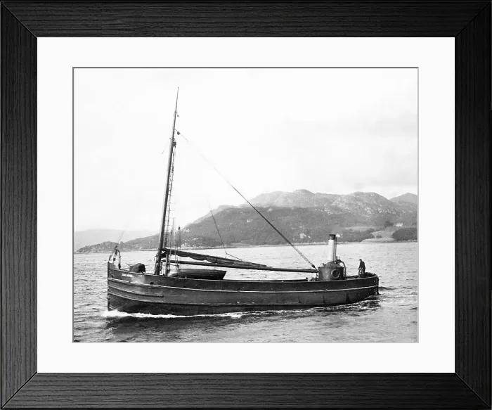 Framed Print : A Clyde Puffer Victorian period Framed Print : A Clyde Puffer Victorian period