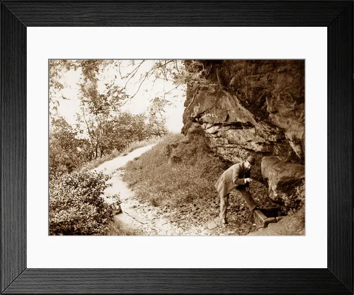 Framed Print : Edge Well, Alderley Framed Print : Edge Well, Alderley