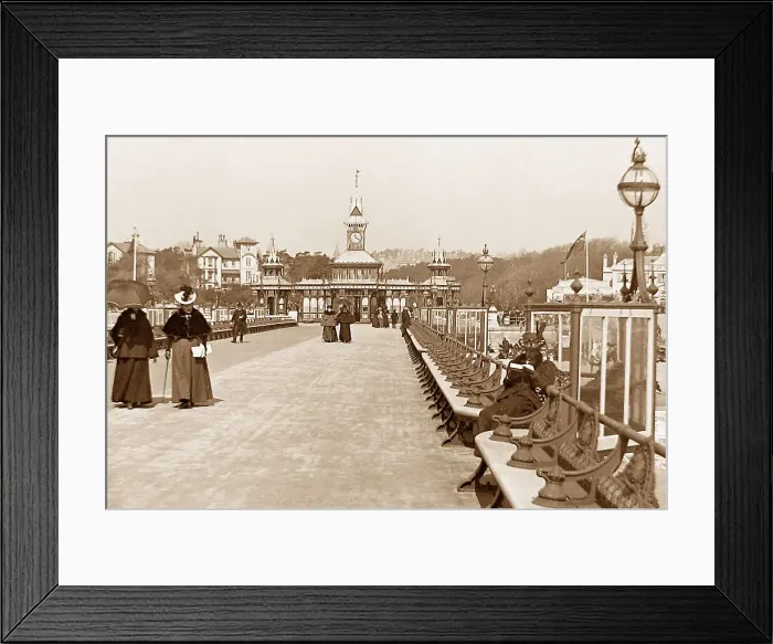 Framed Print : Bournemouth Pier Framed Print : Bournemouth Pier