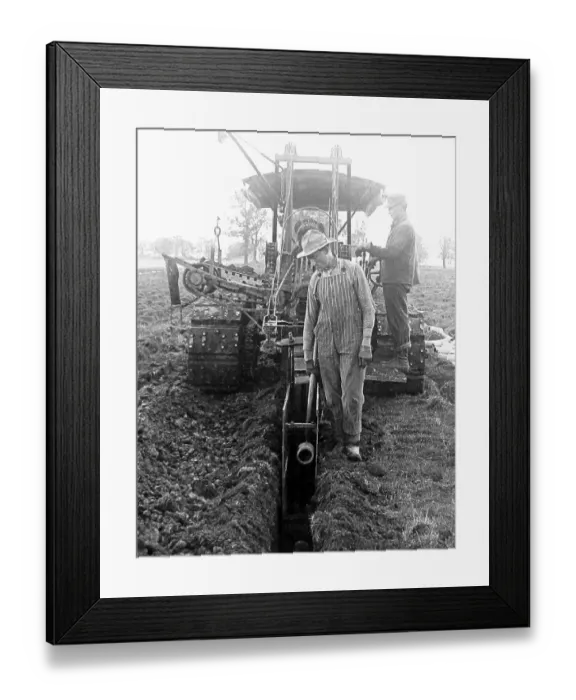 Framed Print : Laying drainage tiles Wisconsin USA early 1900s Framed Print : Laying drainage tiles Wisconsin USA early 1900s